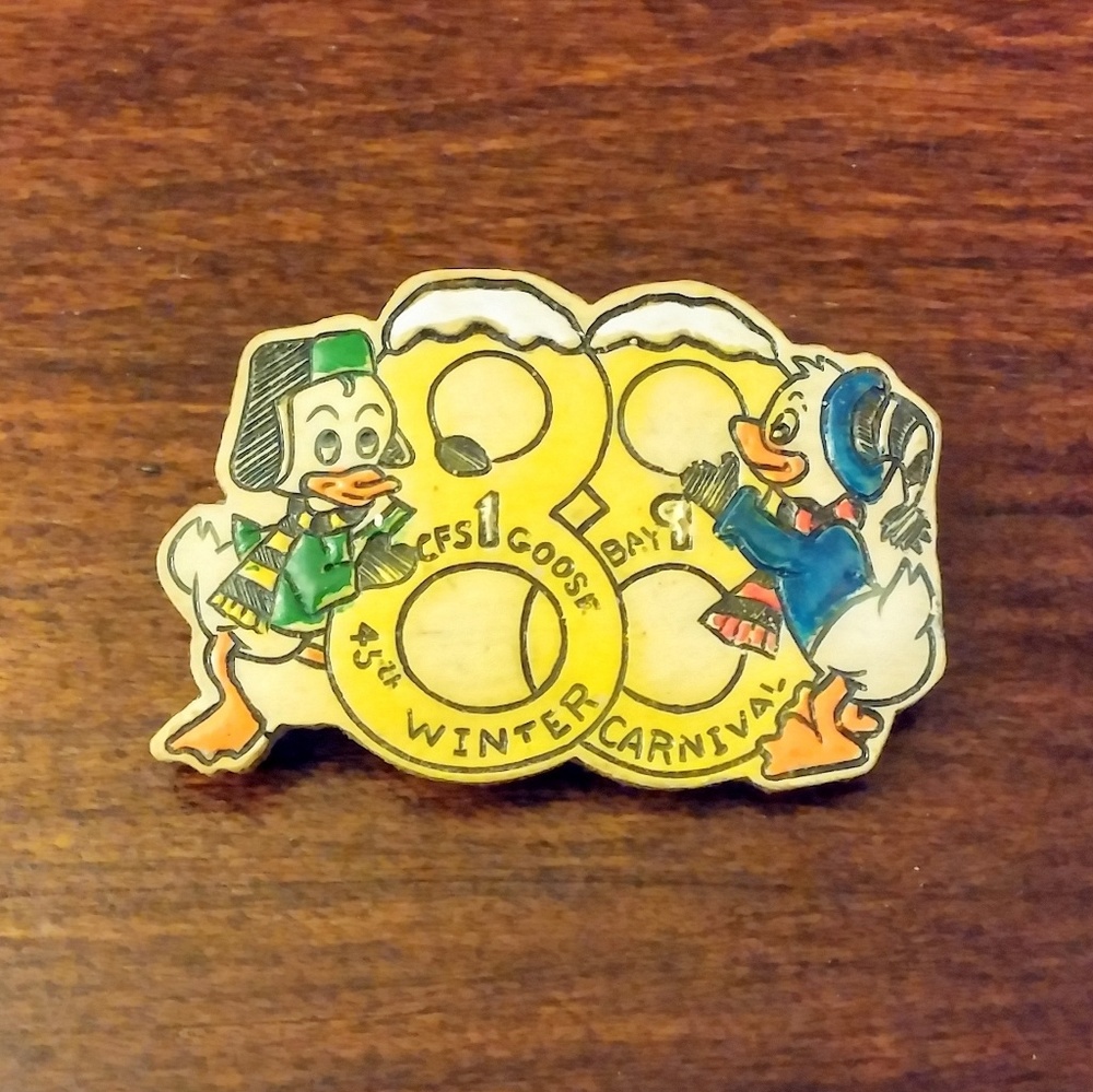 Vintage Brooch 1988 Pin Cartoon Ducks Animated Characters